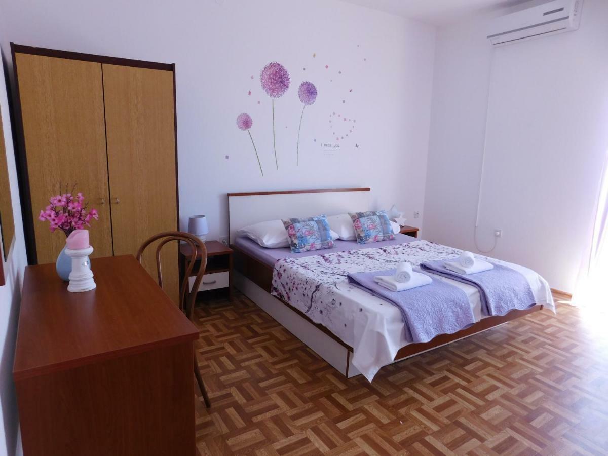 Guest House Ivanka Хвар Екстериор снимка